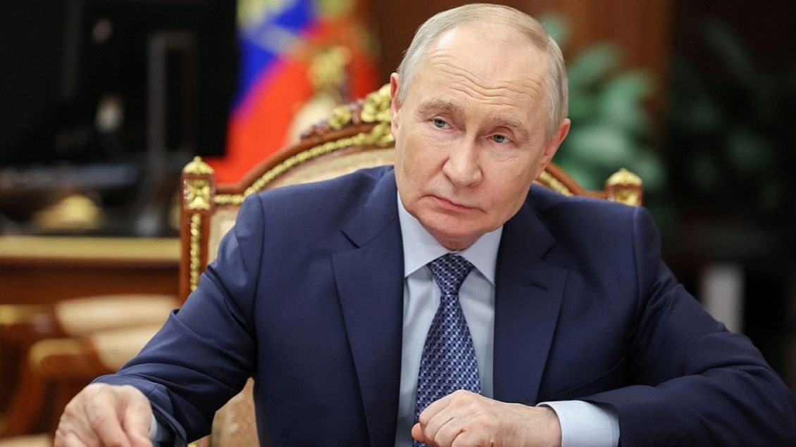 Putina mají soudit jako válečného zločince a zlodě...